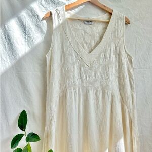 Cream V-Neck Sleeveless Boho Dress